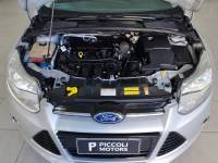 FORD - FOCUS - 2014/2015 - Prata - R$ 54.900,00