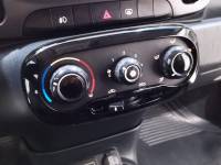 FIAT - MOBI - 2016/2017 - Branca - R$ 47.900,00