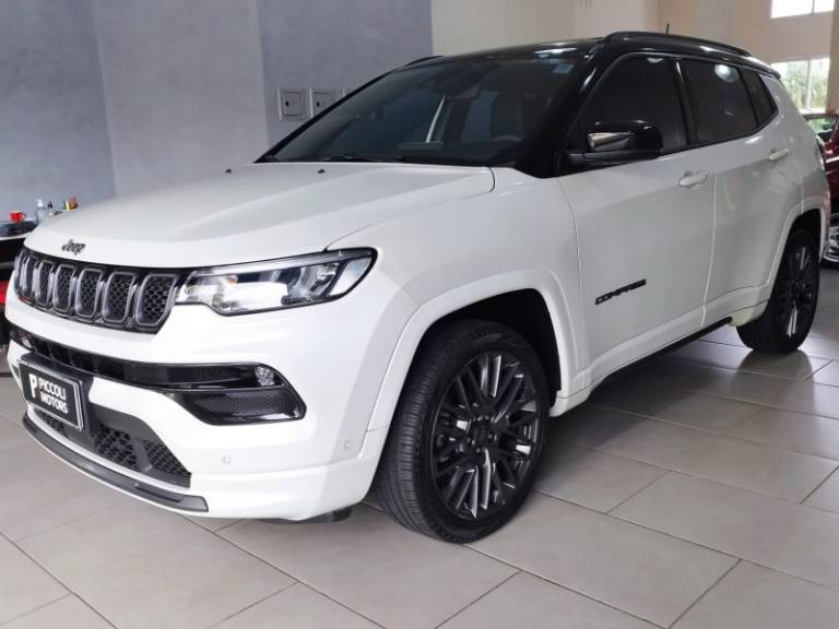 JEEP - COMPASS - 2021/2022 - Branca - R$ 157.900,00