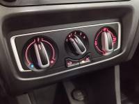 VOLKSWAGEN - FOX - 2019/2019 - Branca - R$ 61.900,00