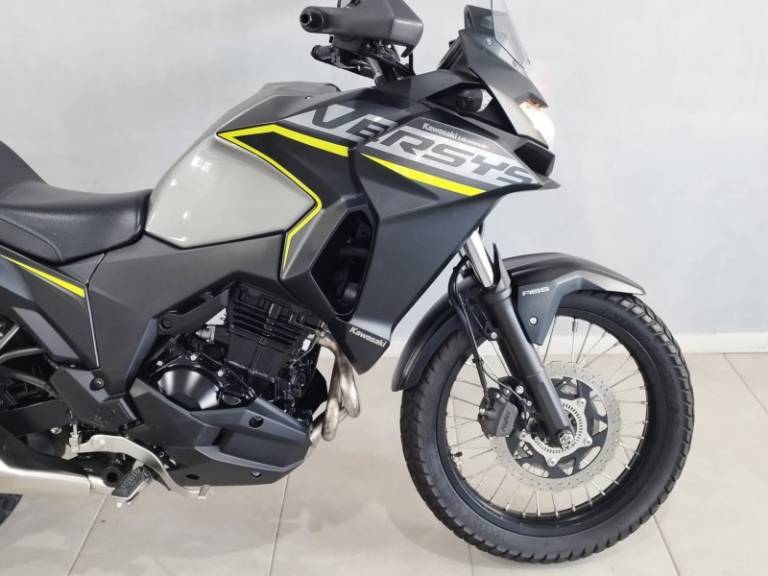 KAWASAKI - VERSYS 300 - 2020/2020 - Cinza - R$ 29.900,00