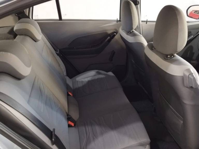 CHEVROLET - AGILE - 2012/2013 - Prata - R$ 39.900,00