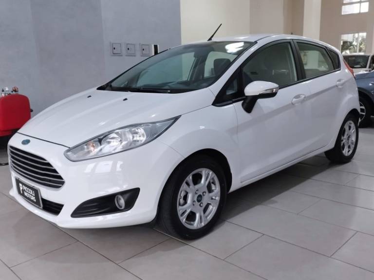 FORD - FIESTA - 2013/2014 - Branca - R$ 45.900,00