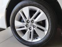 TOYOTA - COROLLA - 2014/2015 - Branca - R$ 81.900,00