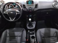 FORD - FIESTA - 2015/2016 - Branca - R$ 59.900,00