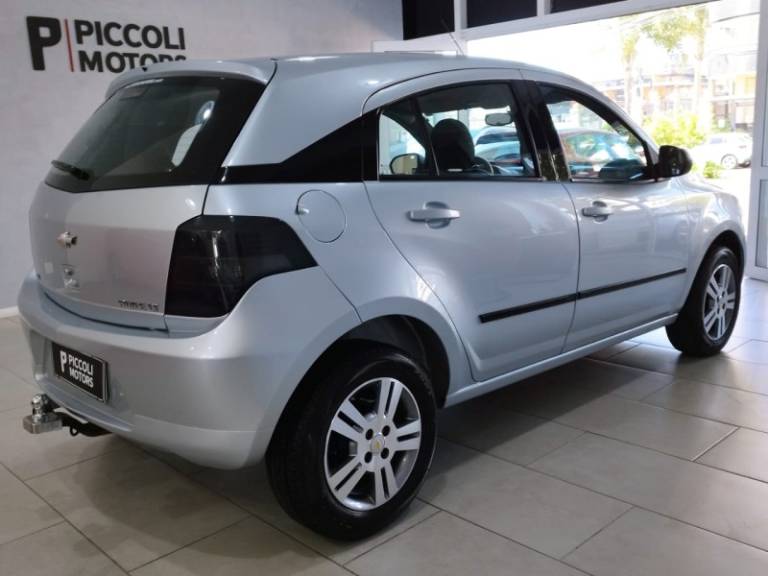 CHEVROLET - AGILE - 2012/2013 - Prata - R$ 39.900,00