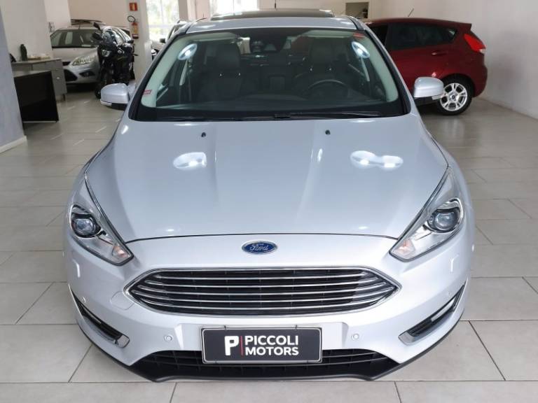 FORD - FOCUS - 2016/2016 - Prata - R$ 74.900,00