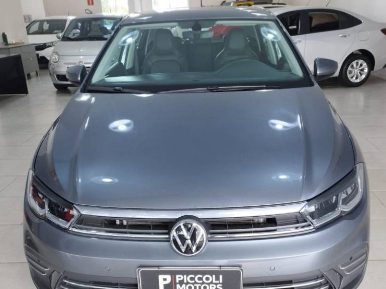 VOLKSWAGEN - POLO - 2023/2024 - Cinza - R$ 101.900,00