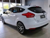 FORD - FOCUS - 2016/2016 - Branca - R$ 72.900,00