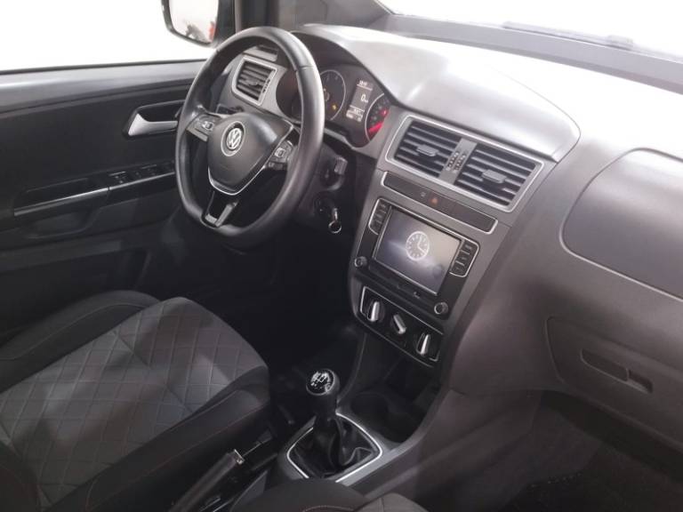 VOLKSWAGEN - FOX - 2019/2019 - Branca - R$ 61.900,00