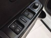 VOLKSWAGEN - FOX - 2019/2019 - Branca - R$ 61.900,00