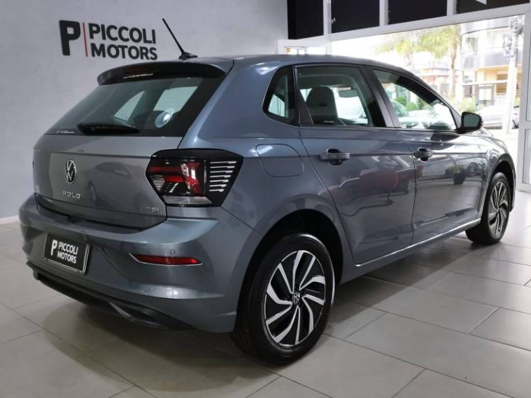 VOLKSWAGEN - POLO - 2023/2024 - Cinza - R$ 101.900,00