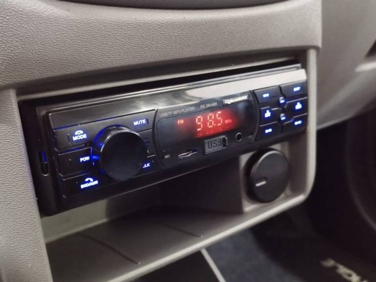 CHEVROLET - AGILE - 2012/2013 - Prata - R$ 39.900,00