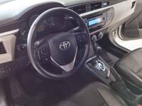 TOYOTA - COROLLA - 2014/2015 - Branca - R$ 81.900,00