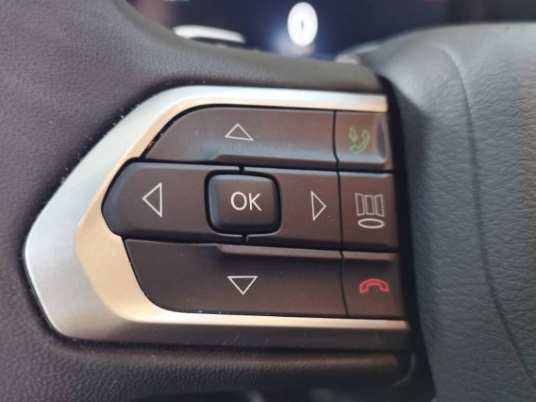 JEEP - COMPASS - 2021/2022 - Branca - R$ 157.900,00