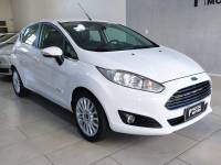 FORD - FIESTA - 2015/2016 - Branca - R$ 59.900,00